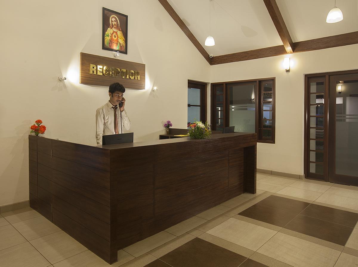 Le Coffee Resort Sultan Bathery Exterior photo